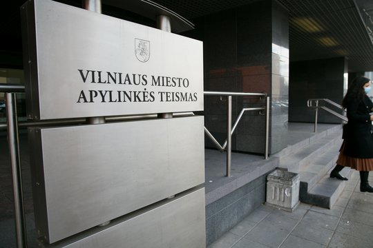 Teismui perduota moters terorizavimu kaltinamo buvusio policininko A. Tomaševičiaus byla