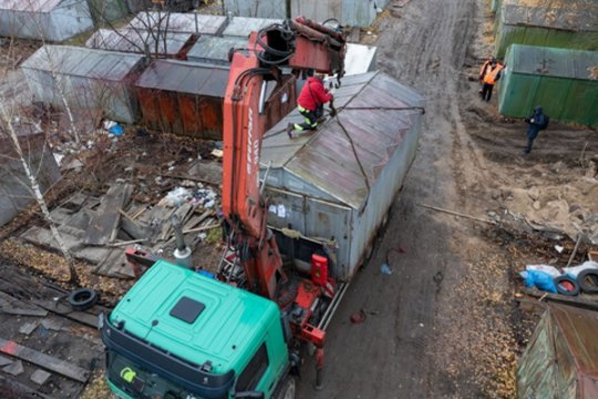Sostinėje pašalinti beveik visi metaliniai garažai