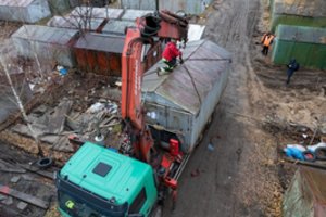 Sostinėje pašalinti beveik visi metaliniai garažai