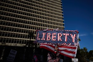 JAV labiau nei tikėtasi sumažėjo infliacija