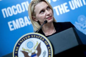 Atskleidė, kodėl iš pareigų atsistatydino JAV ambasadorė Ukrainoje: prie to prisidėjo D. Trumpo komanda ir V. Zelenskis