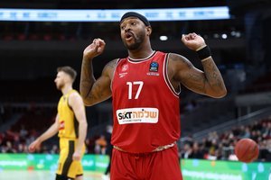 Europos taurė turi naujus čempionus – bilietą į Eurolygą nuskynė M. Fosteris, D. Itoudis ir „Hapoel“