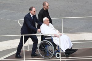 Popiežius Verbų sekmadienį pasirodė šv. Petro aikštėje