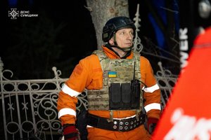 Aukų skaičius Sumuose išaugo iki 34, Rusiją įspėja apie griežtą atsaką