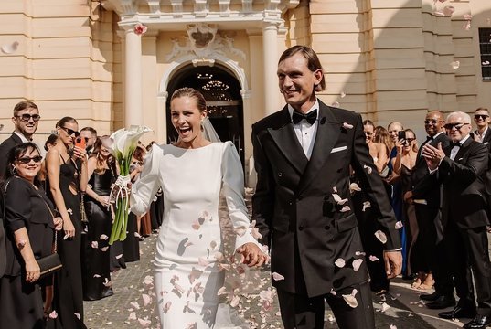 Julija Steponavičiūtė prabilo apie santuoką su vyru ir jųdviejų pažintį: nebuvo jos skonio