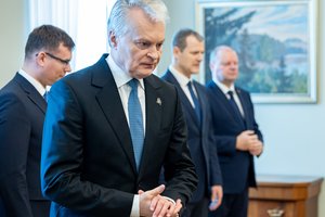 Naujausia apklausa: partijų reitingo viršūnėje išlieka socialdemokratai, juos vejasi konservatoriai