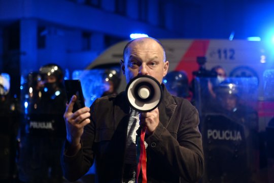 Teismas paliko galioti A. Lobovui skirtą 100 eurų baudą už neteisėtą teismo posėdžio filmavimą