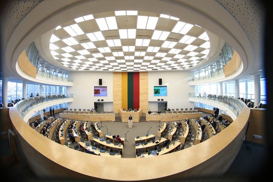 J. Blažiūnas ir E. Stonkevičienė tapo naujais Valstybinės kultūros paveldo komisijos nariais
