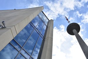 Išskirtinio saugumo valstybės duomenų centrai ne juokais suerzino konkurentus