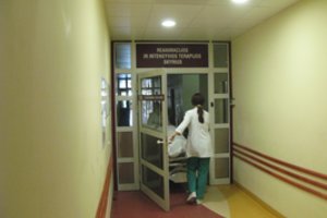 Gripas ir toliau guldo lietuvius: ligoninėje gydyti 64 žmonės, fiksuotos 3 mirtys