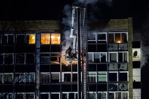 Gaisras Trinapolio gatvėje esančiame daugiabutyje: 11 aukšte dar nėra elektros, įtariamasis paleistas į laisvę