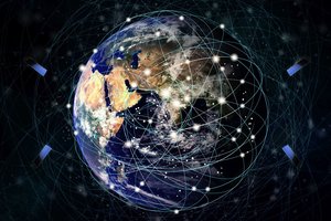 Perspėja, kad Rusija ir Kinija kelia grėsmę „Starlink“ palydovams