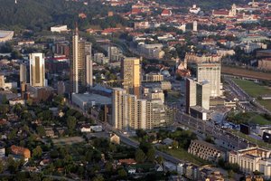 Aukcionų ir varžytinių karštinė: paskelbė, ką pirko ir kiek išleido 