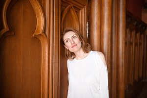 Bestselerių autorė Narine Abgaryan – apie netikėtą meilę italui, gyvenimą Vokietijoje ir naują romaną