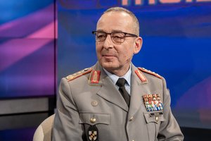 Neatidėliotini veiksmai ir tvirtas JAV užnugaris: Vokietijos generolas apskaičiavo, kada Rusija bus pasiruošusi karui su NATO