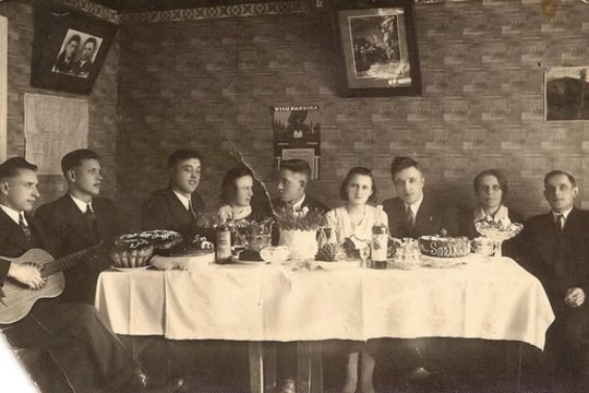 Alt photo text