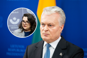 Įspėja apie pavojus demokratijai: kur paties G. Nausėdos kontrolė?
