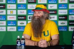 Sėkla išreiškė palaikymą T. Pačėsui: „Ne prie klaviatūrų sėdintiems spręsti, kas turi dirbti rinktinėje“