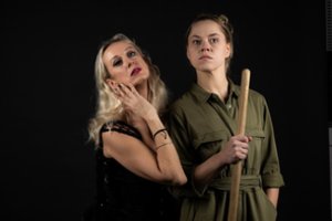 A. Šataitė ir A. Tamulytė kartu pasirodys scenoje: „Tik moteris gali suprasti kitą moterį“