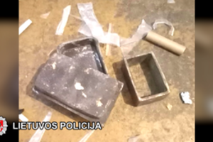 Klaipėdoje sutriuškinta narkotikų platintojų grupė