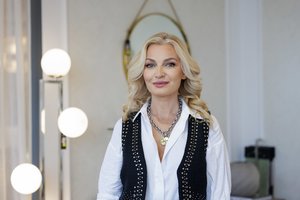 Po kelionės Paryžiuje V. Jakučinskaitė rado sugadintą savo „Porsche“: „Buvo šokas“