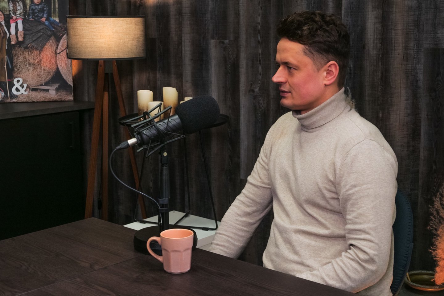 Ineta ir Ąžuolas Žvaguliai išsirinko vestuvinius žiedus: norai kardinaliai pasikeitė. <br>Pr. siuntėjo nuotr.