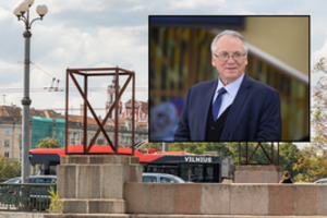 Mečys Laurinkus. Bauginanti praeitis tegu kaip priminimas lieka Grūto parke