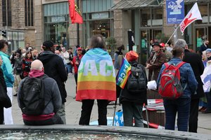 Taikos eitynių Vokietijoje belaukiant: palaikymas pacifizmui mažėja, tačiau dalis vis dar priešinasi ginklavimuisi