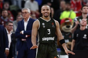 Panika Bavarijoje: „Bayern“ lyderis praleis išgyvenimo rungtynes