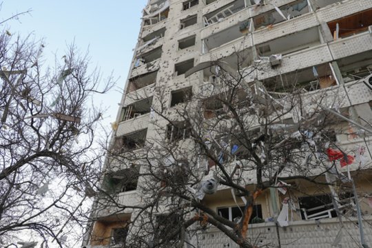 Po kruvinos rusų atakos Charkive baigta gelbėjimo operacija: sužeistųjų skaičius išaugo iki 114