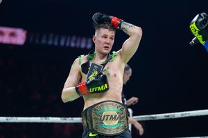 „UTMA 12“ kulminacija: R. Avlasevičius iškovojo čempiono diržą, H. Vikšraitis pasitraukė iš kovos 