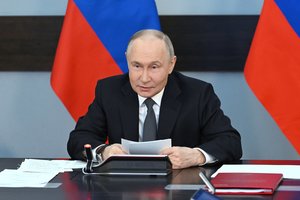 Kremliuje – nepasitenkinimo ženklai V. Putinu: negalvojo, kad bus toks užsispyręs tęsti karą