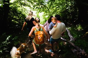 Išvykstantiems atostogauti su vaikais: kaip pasiruošti, kad kelionė būtų sklandi ir saugi