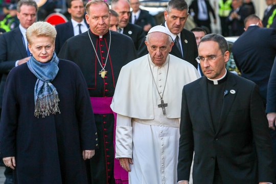 Apsilankymas šioje Vilniaus vietoje sukrėtė popiežių Pranciškų: įsiminė jo pasakytus žodžius