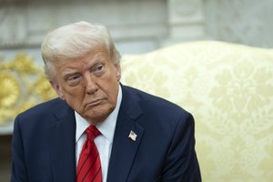 D. Trumpas gegužę vyks į Saudo Arabiją, Katarą ir JAE