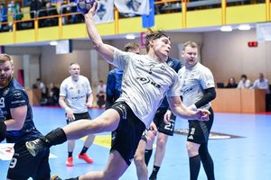 Prasidėjusiame LRL pusfinalyje – dar viena naujokų staigmena ir favoritų pergalė