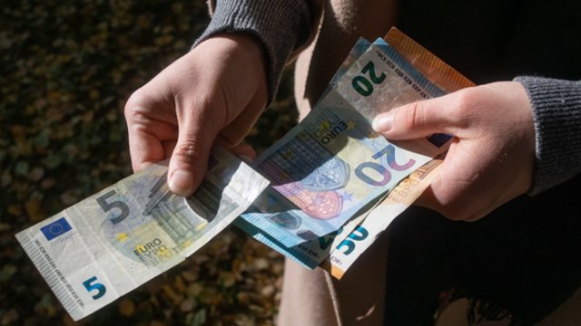 Mokesčių reformą laiko viena didžiausių apgavysčių: valstybė į gyventojus žiūri kaip į loterijos bilietą