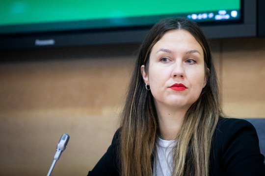 Rugilė Butkevičiūtė. Kodėl moterys negimdo? Anksčiau gimdė anksti ir būdavo gerai