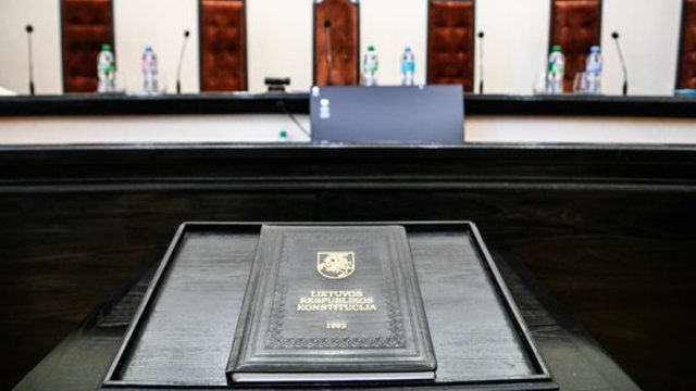 KT leidus registruoti lyčiai neutralią partnerystę – atsakė, kas bus toliau: Seimas turi tiksintį laikroduką