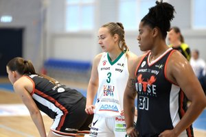 Plonu ledu Kaune vaikščiojusi LCC ekipa – per plauką nuo bronzos medalių