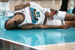 „Grizzlies“ tragedija: iššvaistė 29 taškų persvarą, prarado lyderį ir atsidūrė ant bedugnės krašto