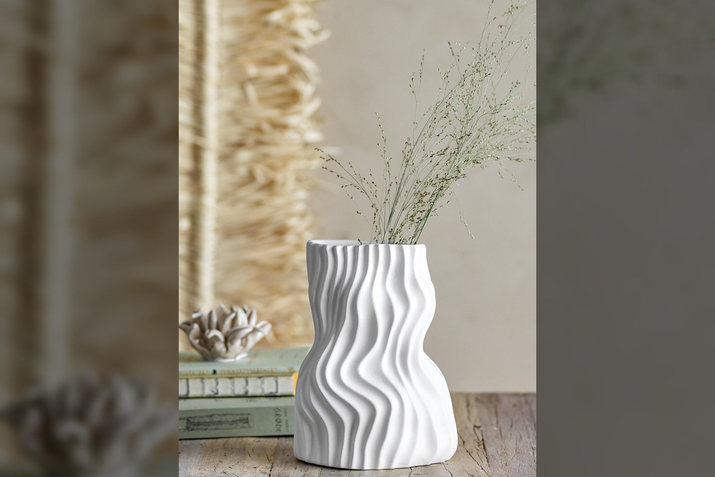 „Ambitus“ – internetinė namų dekoro parduotuvė, kviečianti interjerą kurti su meile ir stiliaus pojūčiu.