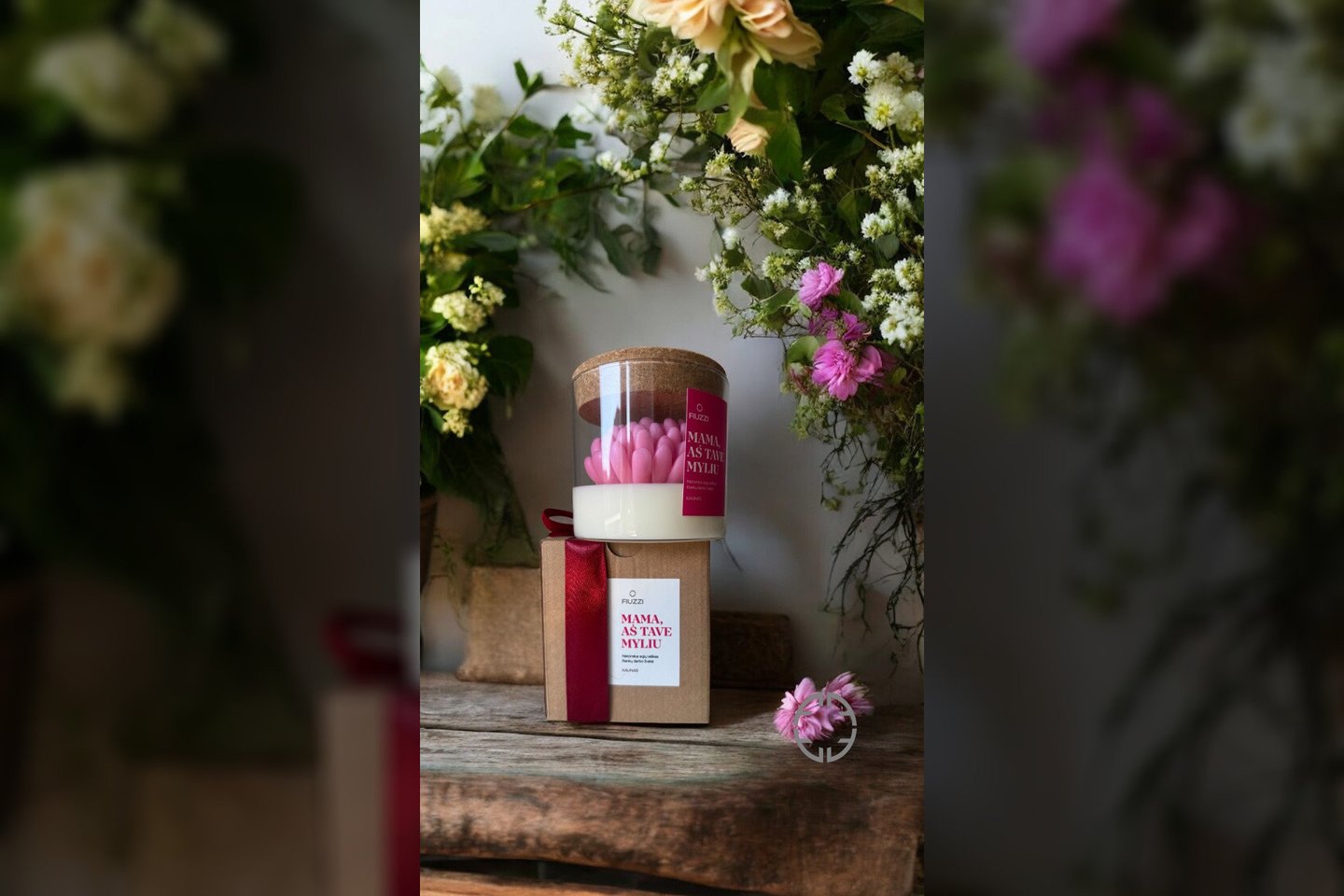 „Fiuzzi Studio“ – tai kūrybinė erdvė, kurioje gimsta unikalūs rankų darbo gaminiai, alsuojantys estetika, šiluma ir prasme.