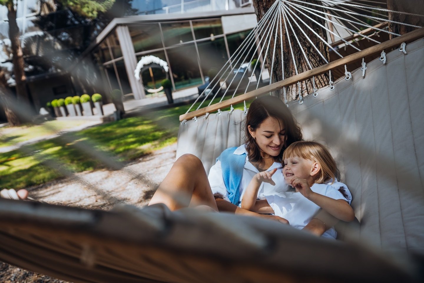 Viešbutis „Gabija’’ kviečia artėjančią Mamos dieną pasitikti jaukiai ir stilingai.