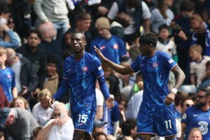 „Premier“ lygoje favoritai šventė pergales