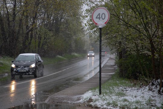 Savaitės orų prognozė: šalnos iš Lietuvos nesitrauks, gali pasirodyti ir šlapdriba
