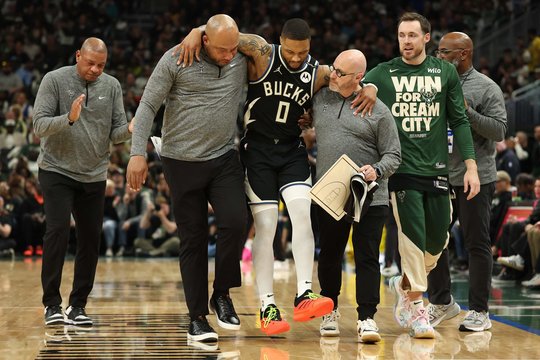 „Bucks“ pralaimėjimas pažymėtas skaudžia D. Lillardo trauma