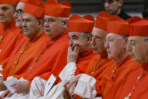 Kardinolai Romoje tariasi dėl konklavos