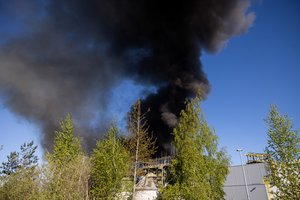 AAD vertins, kokia žala padaryta kilus gaisrui gamykloje „Energesman“