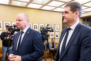 R. Žemaitaitis nesulaukė S. Skvernelio malonės: su slapta informacija nedirbs